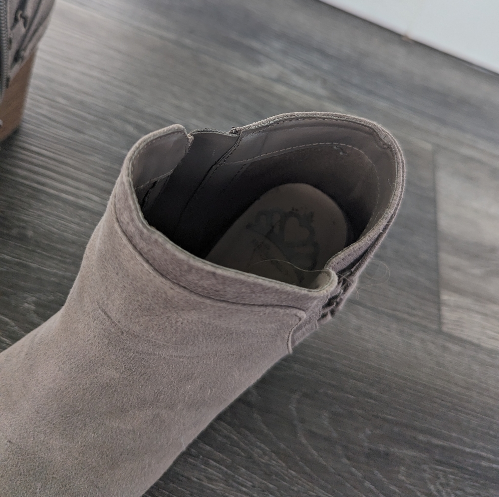 Open Toe Booties - Picture 2 of 4